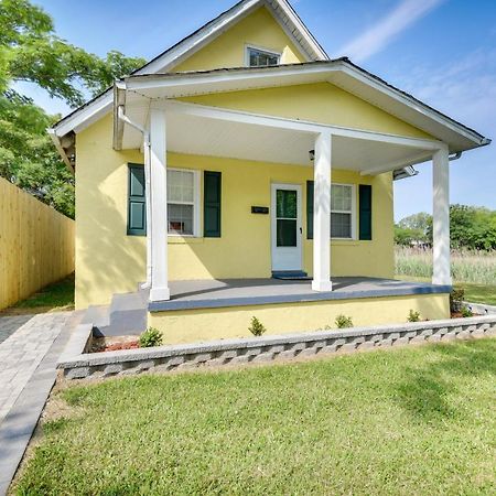 Charming Newport News Cottage Less Than 1 Mi To Ocean! 汉普顿 外观 照片