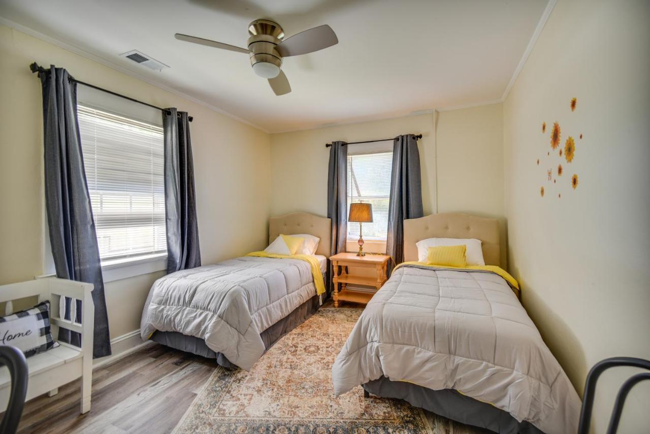 Charming Newport News Cottage Less Than 1 Mi To Ocean! 汉普顿 外观 照片