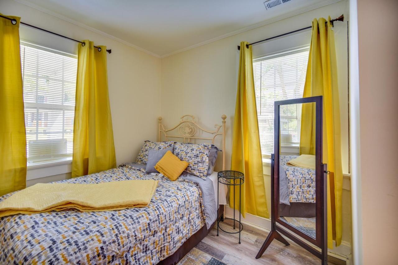 Charming Newport News Cottage Less Than 1 Mi To Ocean! 汉普顿 外观 照片